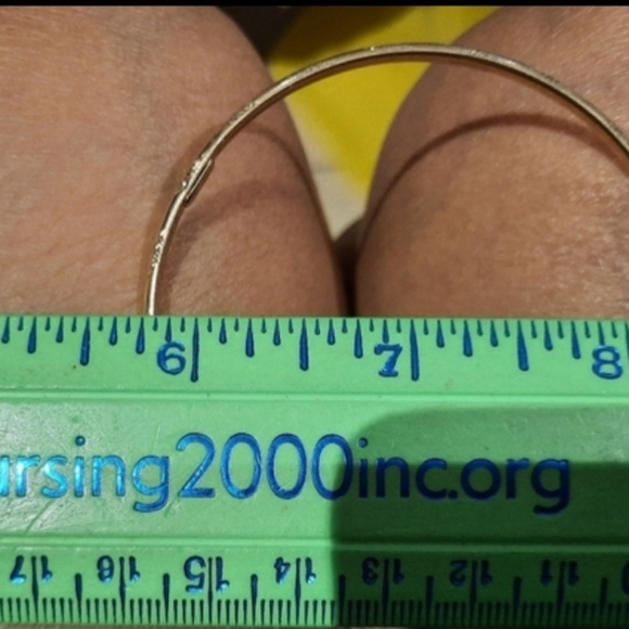 NWT seXXXy AUTHENTIC GENUINE SOLID 10K YELLOW GOLD ๐ BANGLE BRACELET ๐ CUT - Picture 3 of 12